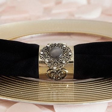 Antique Gold Jubilee Napkin Rings 6pck