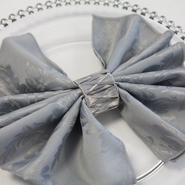 DÉCOR ESSENTIALS Silver Wire Cross Napkin Ring 06 Pack 5588-02 Silver
